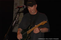 DSC_0195.jpg (25,999 bytes)