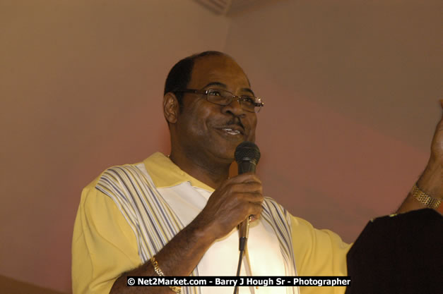 Jamaica Invitational Pro-Am "Annie's Revenge" - Welcome Reception Photos - Presented by the Half Moon Resort and the Jamaica Tourist Board at Half Moon Resort Royal Pavilion - "Annie's Revenge" at the Half Moon Resort Golf Course and Ritz-Carlton Golf & Spa Resort White Witch Golf Course, Half Moon Resort and Ritz-Carlton Resort, Rose Hall, Montego Bay, Jamaica W.I. - November 2 - 6, 2007 - Photographs by Net2Market.com - Barry J. Hough Sr, Photographer - Negril Travel Guide, Negril Jamaica WI - http://www.negriltravelguide.com - info@negriltravelguide.com...!