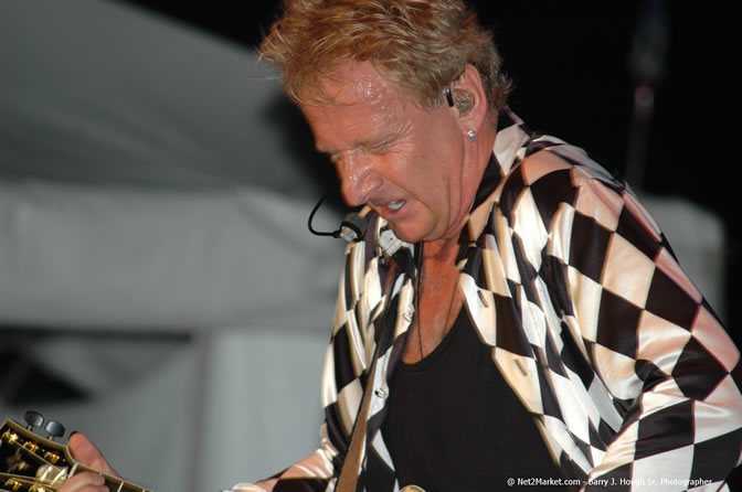 Air Supply - Air Jamaica Jazz & Blues Festival 2006 - The Art of Music - Cinnamon Hill Golf Club - Rosehall Resort & Country Club, Montego Bay, Jamaica W.I. - Thursday, Friday 27, 2006 - Negril Travel Guide, Negril Jamaica WI - http://www.negriltravelguide.com - info@negriltravelguide.com...!