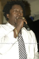 DSC_1459.jpg (54,397 bytes)