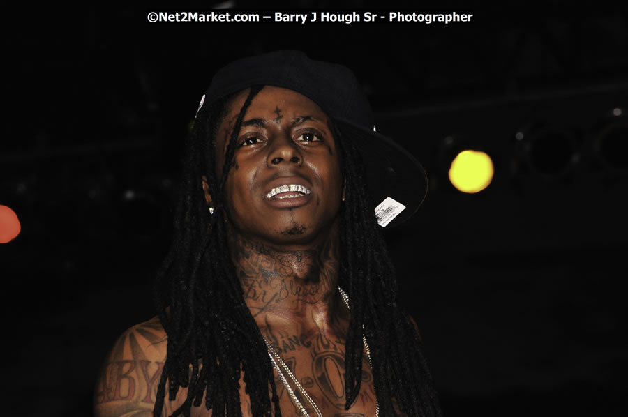 Lil Wayne @ Red Stripe Reggae Sumfest 2008 International Night 2, Catherine Hall, Montego Bay - Saturday, July 19, 2008 - Reggae Sumfest 2008 July 13 - July 19, 2008 - Photographs by Net2Market.com - Barry J. Hough Sr. Photojournalist/Photograper - Photographs taken with a Nikon D300 - Negril Travel Guide, Negril Jamaica WI - http://www.negriltravelguide.com - info@negriltravelguide.com...!