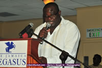 DSC_5779.jpg (66,402 bytes)